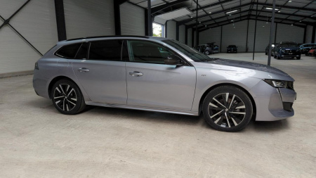 43183_p28 - PEUGEOT - 508 SW - 2023