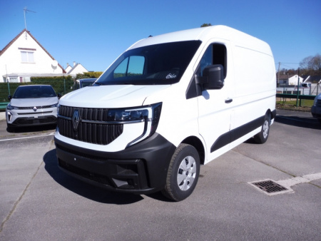 69460_p51 - RENAULT - MASTER - 2024