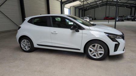 44720_p28 - RENAULT - CLIO 5 - 2024