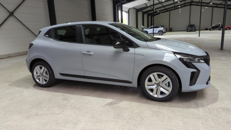 44881_p28 - RENAULT - CLIO 5 - 2025