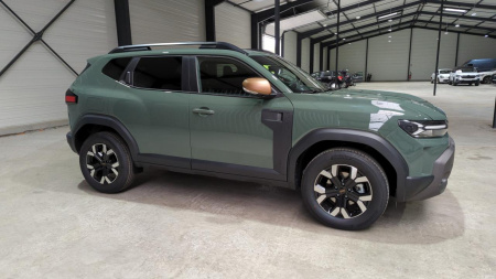 44924_p28 - DACIA - DUSTER - 2025