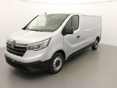 N198061_p3 - RENAULT - TRAFIC - 2025