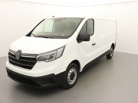 N198102_p3 - RENAULT - TRAFIC - 2025