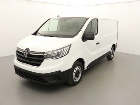 N198705_p3 - RENAULT - TRAFIC - 2025