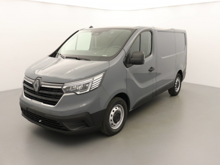N198706_p3 - RENAULT - TRAFIC - 2025