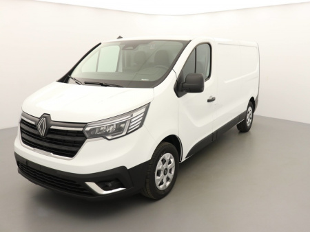 N198731_p3 - RENAULT - TRAFIC - 2025
