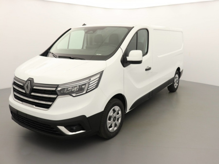 N198734_p3 - RENAULT - TRAFIC - 2025