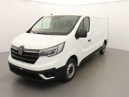 333599_p2 - RENAULT - TRAFIC - 2025