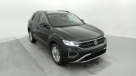 323831_p2 - VOLKSWAGEN - T ROC - 2025