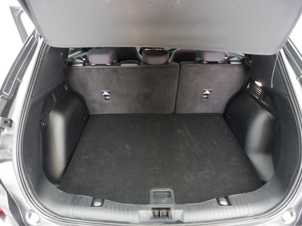 70356_p51 - FORD - KUGA - 2024 - photo 11