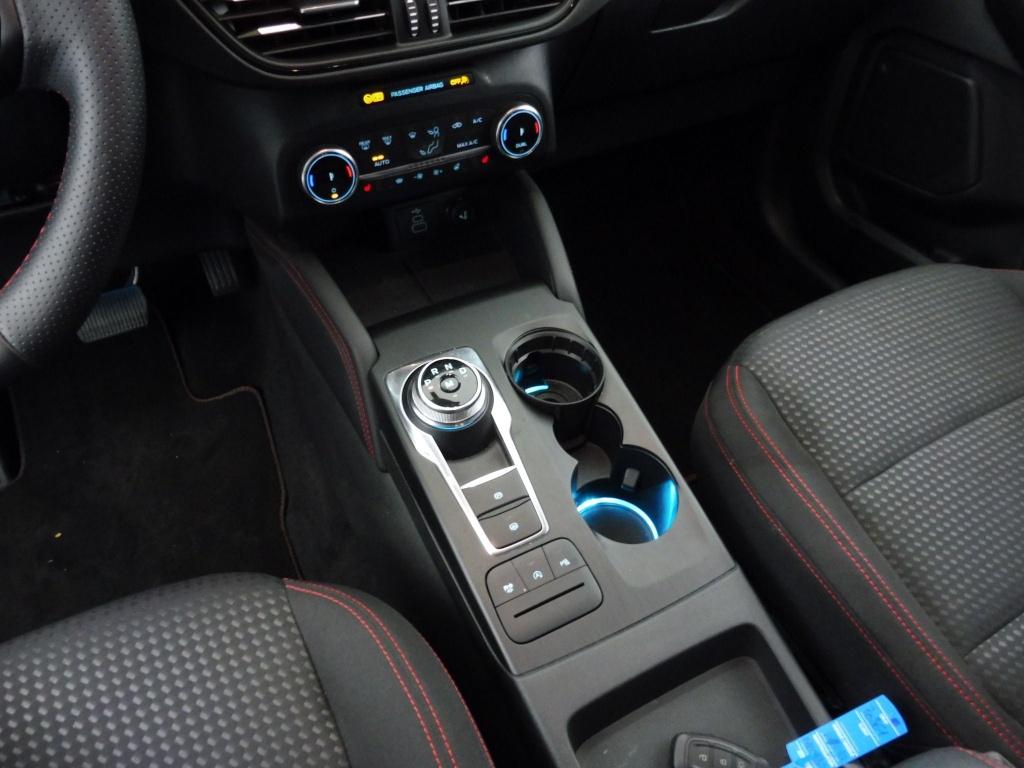 70361_p51 - FORD - KUGA - 2024 - photo 14