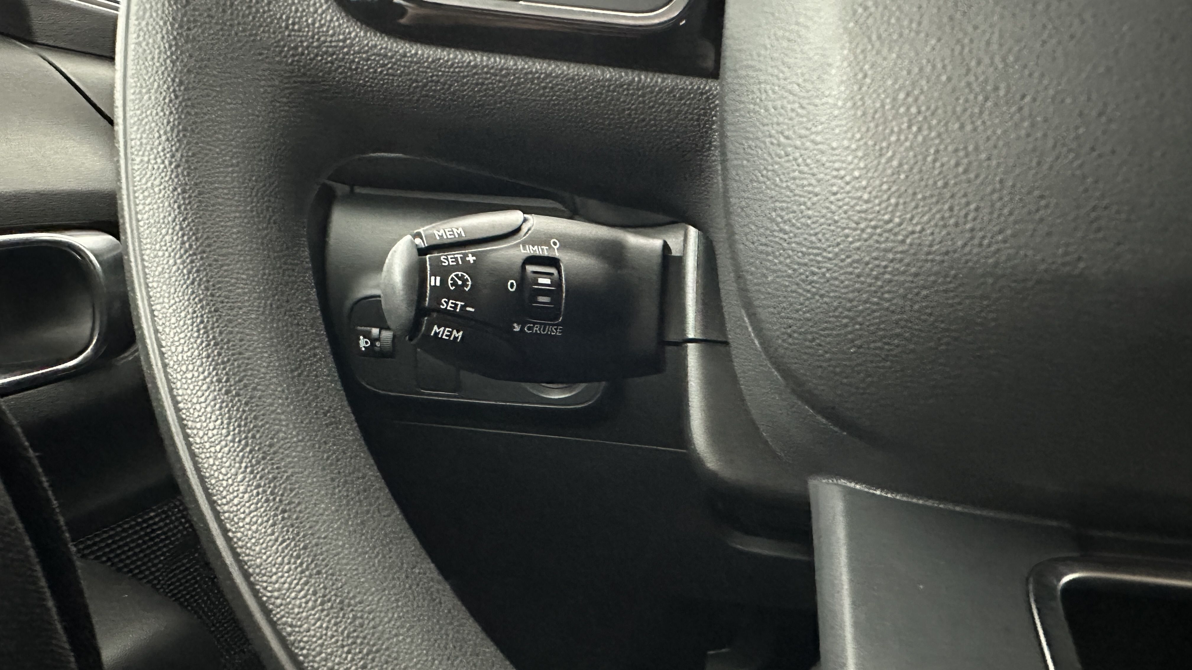 GLI00002134_p53 - CITROEN - C3 - 2024 - photo 18