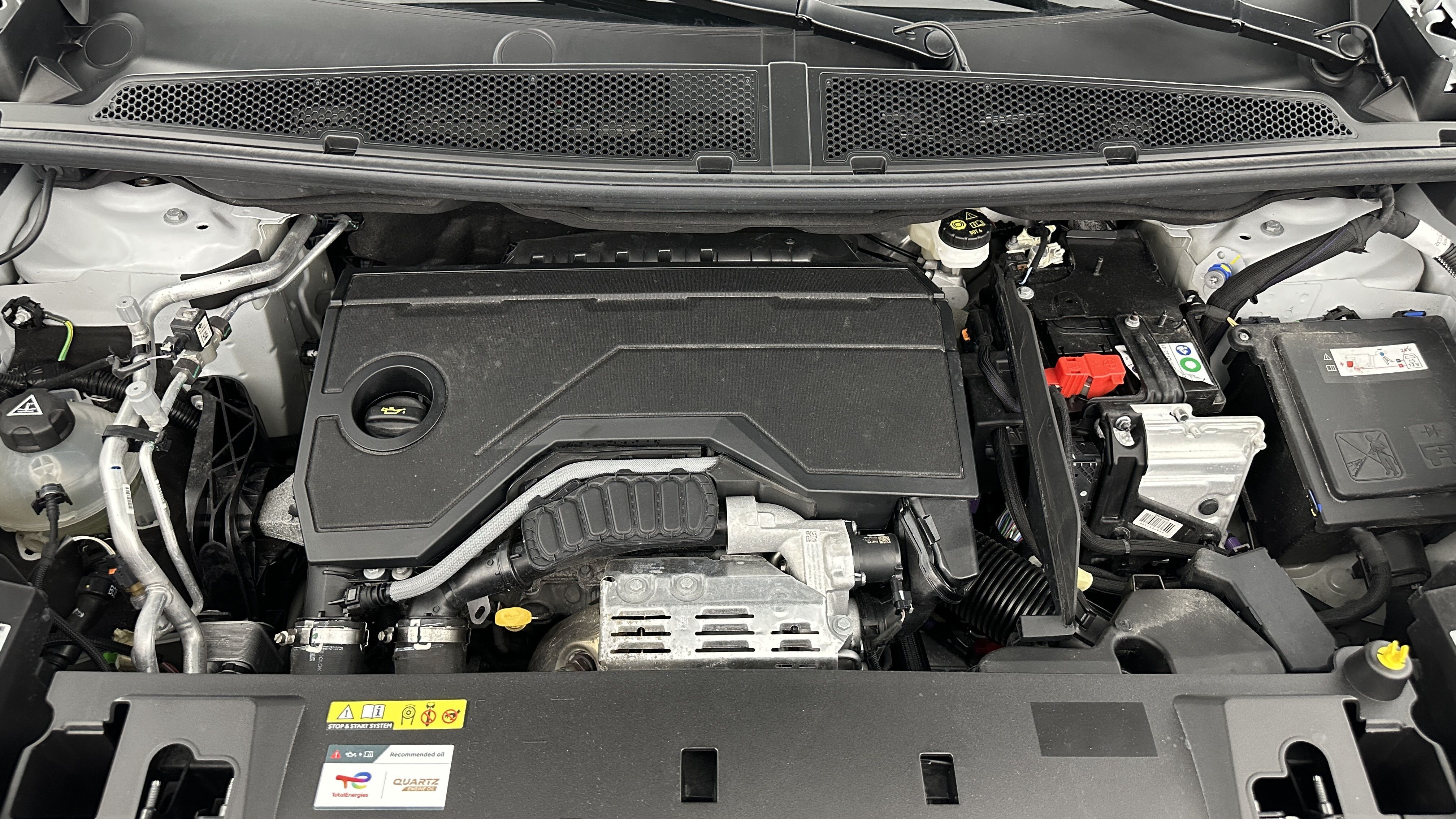 GLI00002585_p53 - PEUGEOT - 3008 - 2024 - photo 11