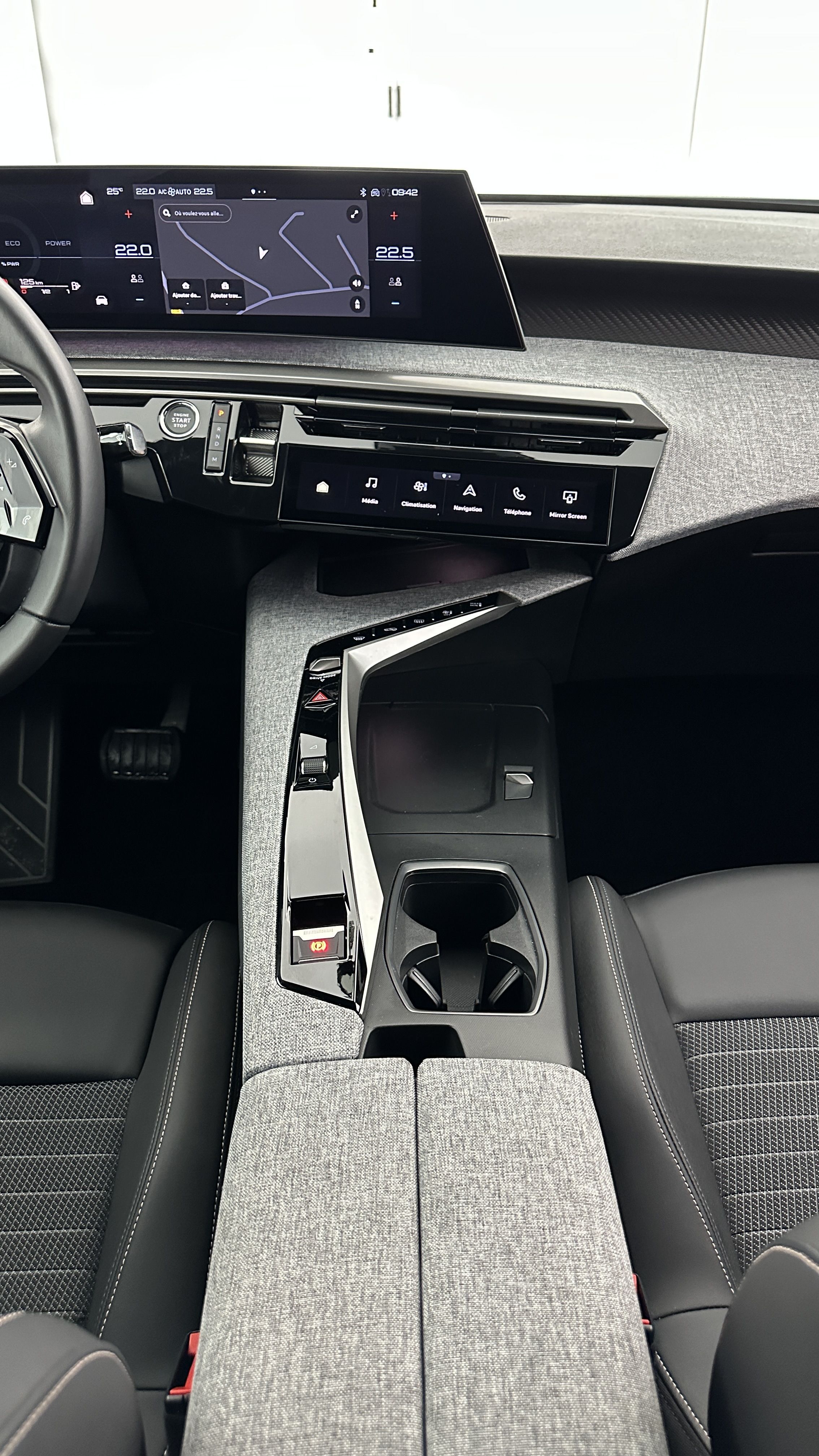 GLI00002592_p53 - PEUGEOT - 3008 - 2024 - photo 14