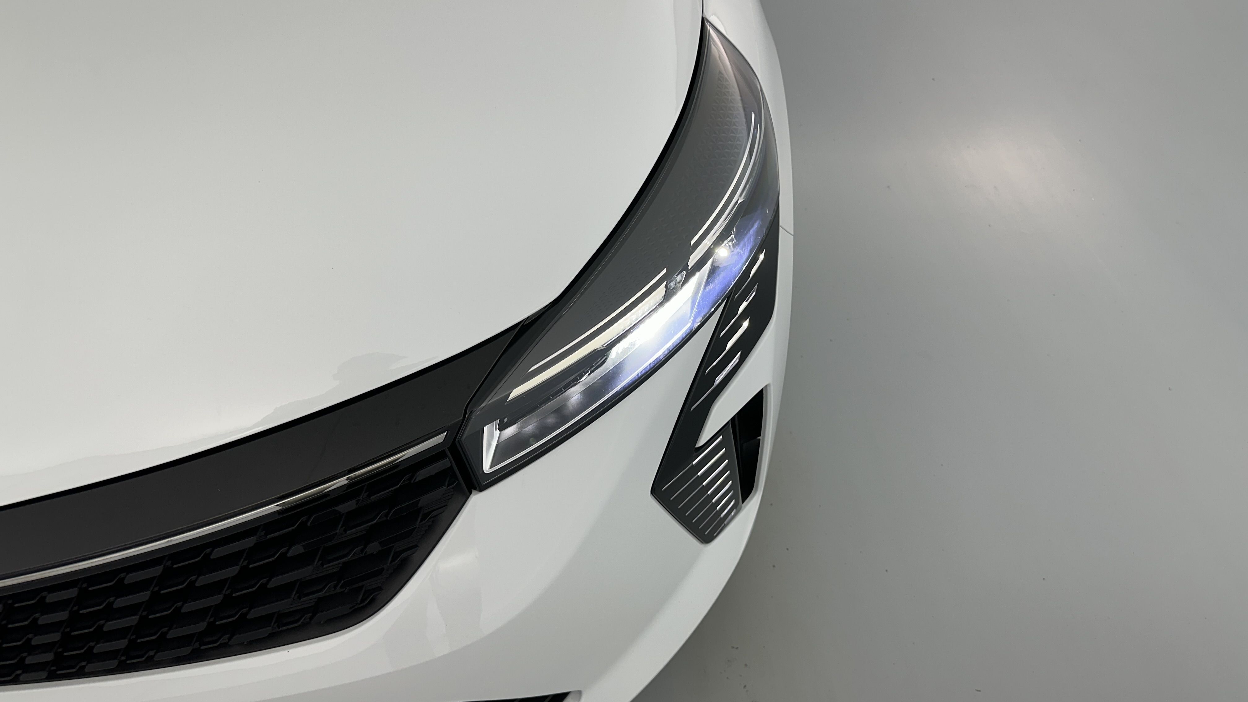 GLI00002517_p53 - RENAULT - CLIO - 2024 - photo 19