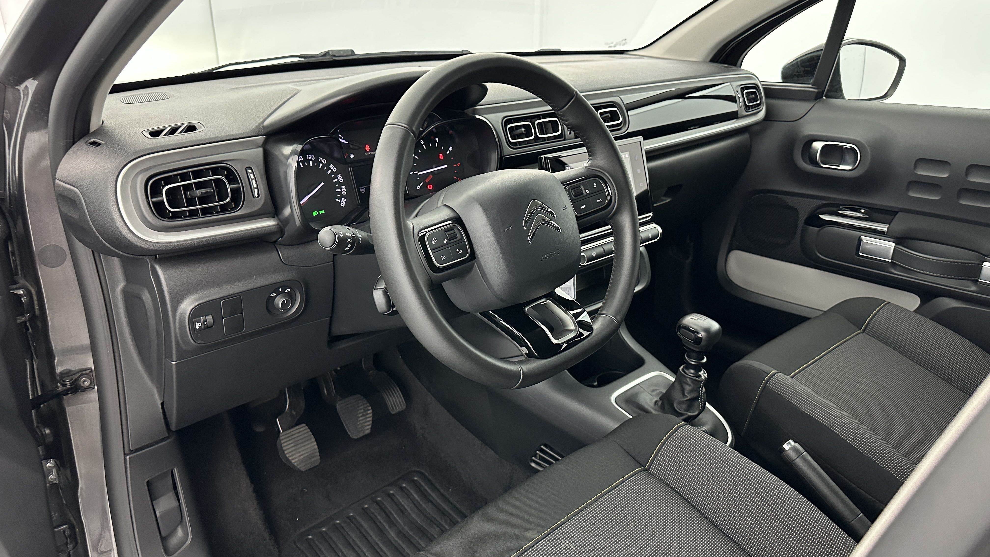 GLI00002814_p53 - CITROEN - C3 - 2024 - photo 6