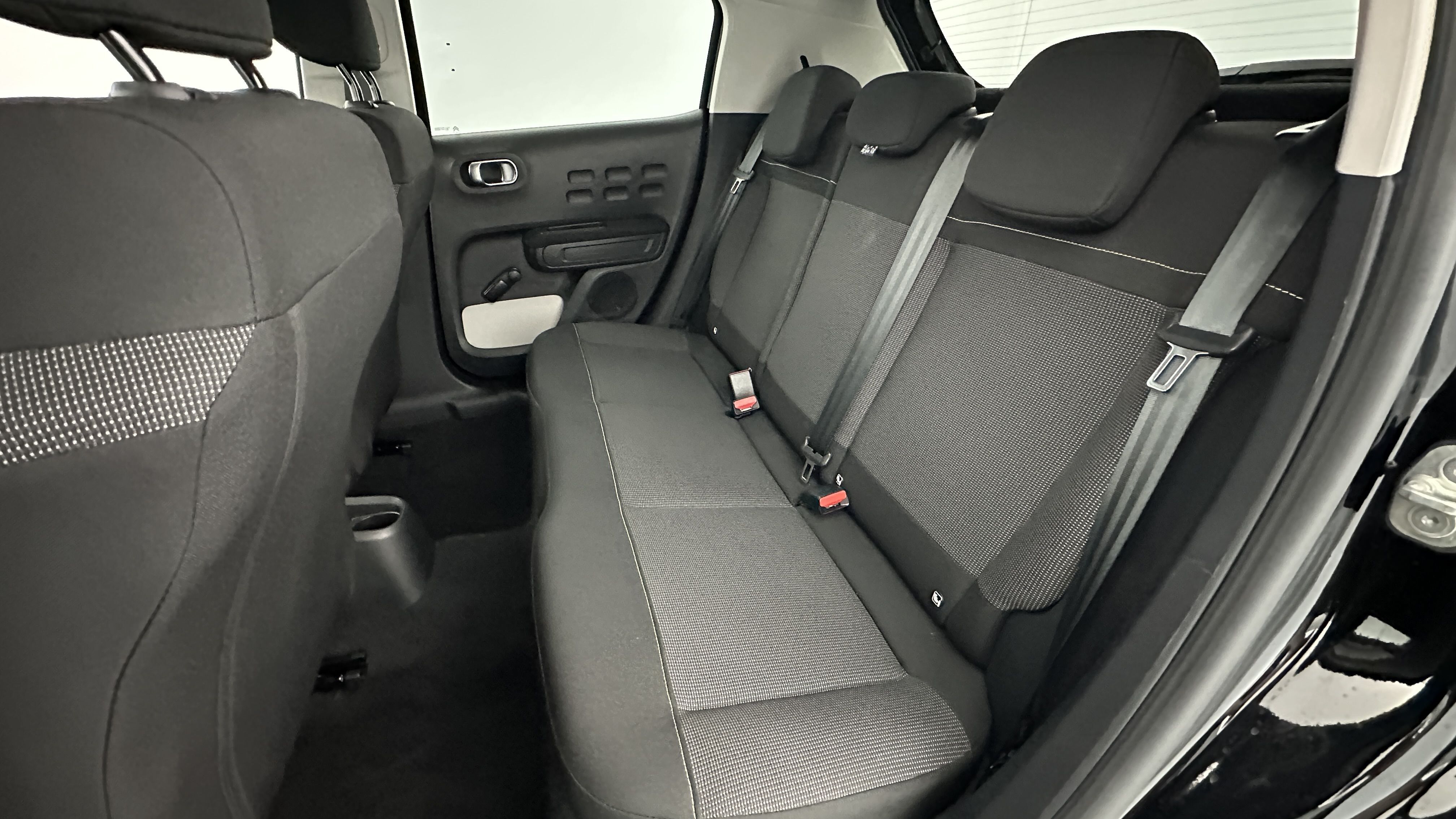 GLI00002540_p53 - CITROEN - C3 - 2024 - photo 9