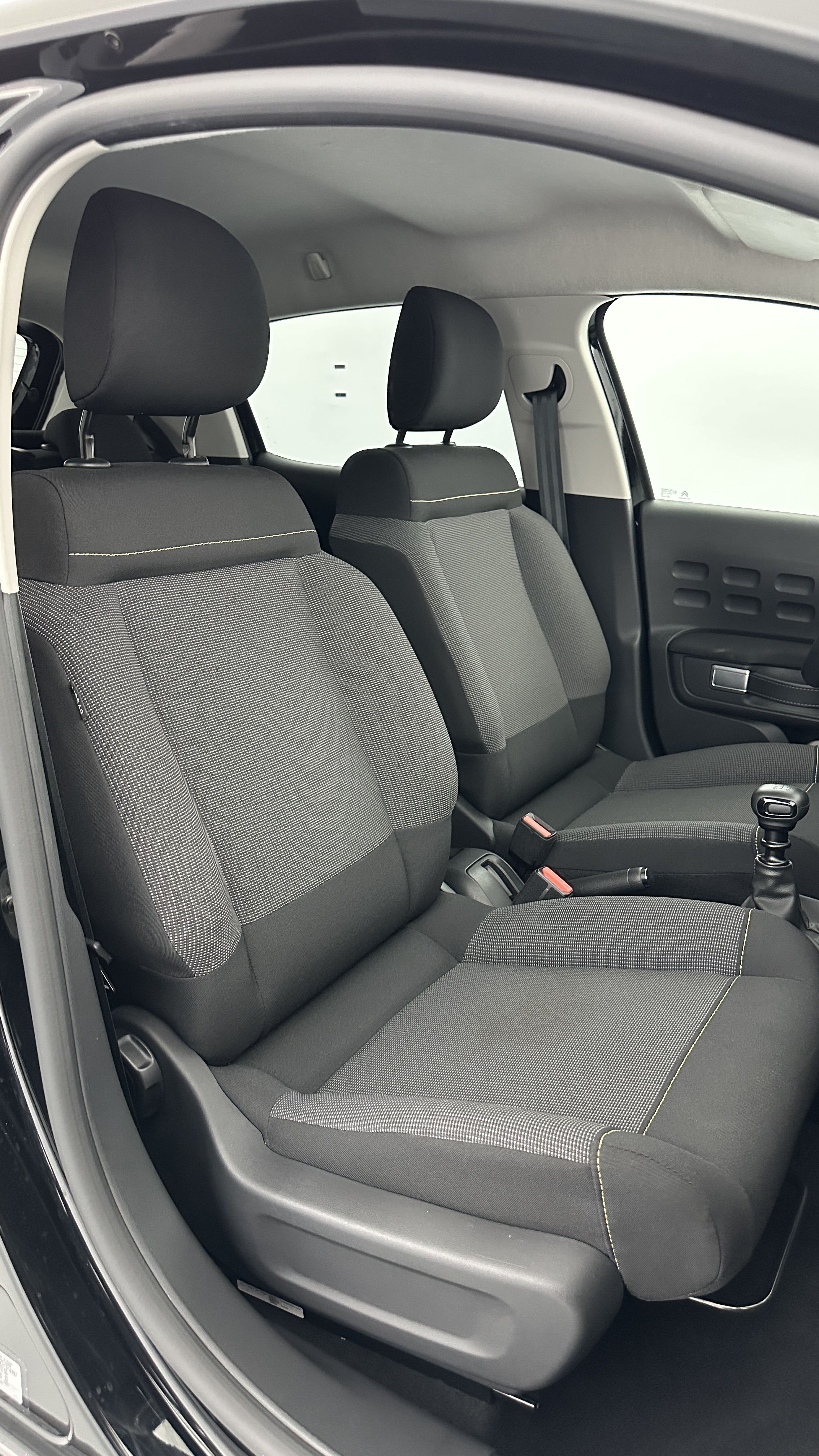 GLI00002540_p53 - CITROEN - C3 - 2024 - photo 23