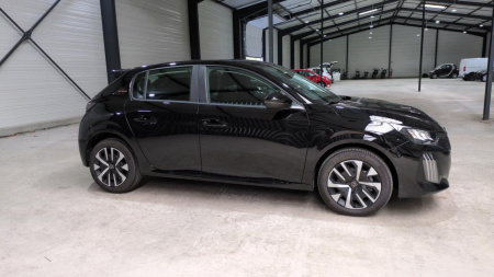 46016_p28 - PEUGEOT - 208 - 2025