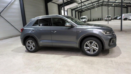46076_p28 - VOLKSWAGEN - T ROC - 2025