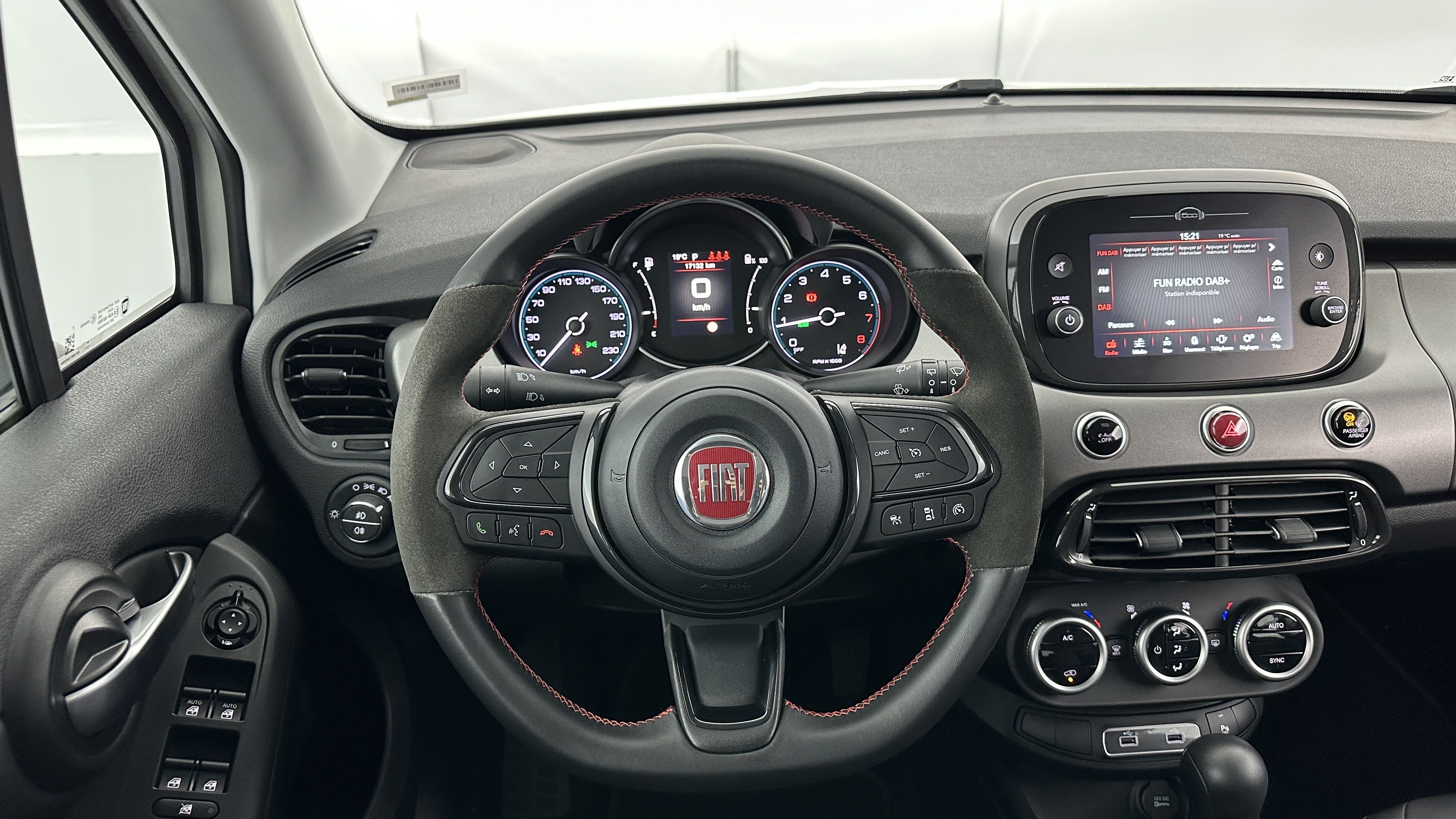 GLI00001393_p53 - FIAT - 500 X - 2023 - photo 13