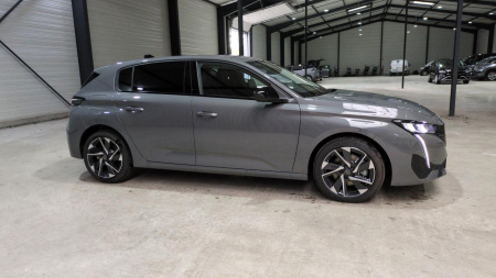46183_p28 - PEUGEOT - 308 - 2025