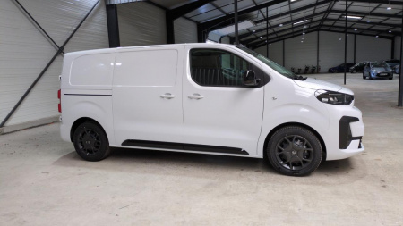 46296_p28 - CITROEN - JUMPY - 2025