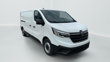 356995_p2 - RENAULT - TRAFIC - 2025