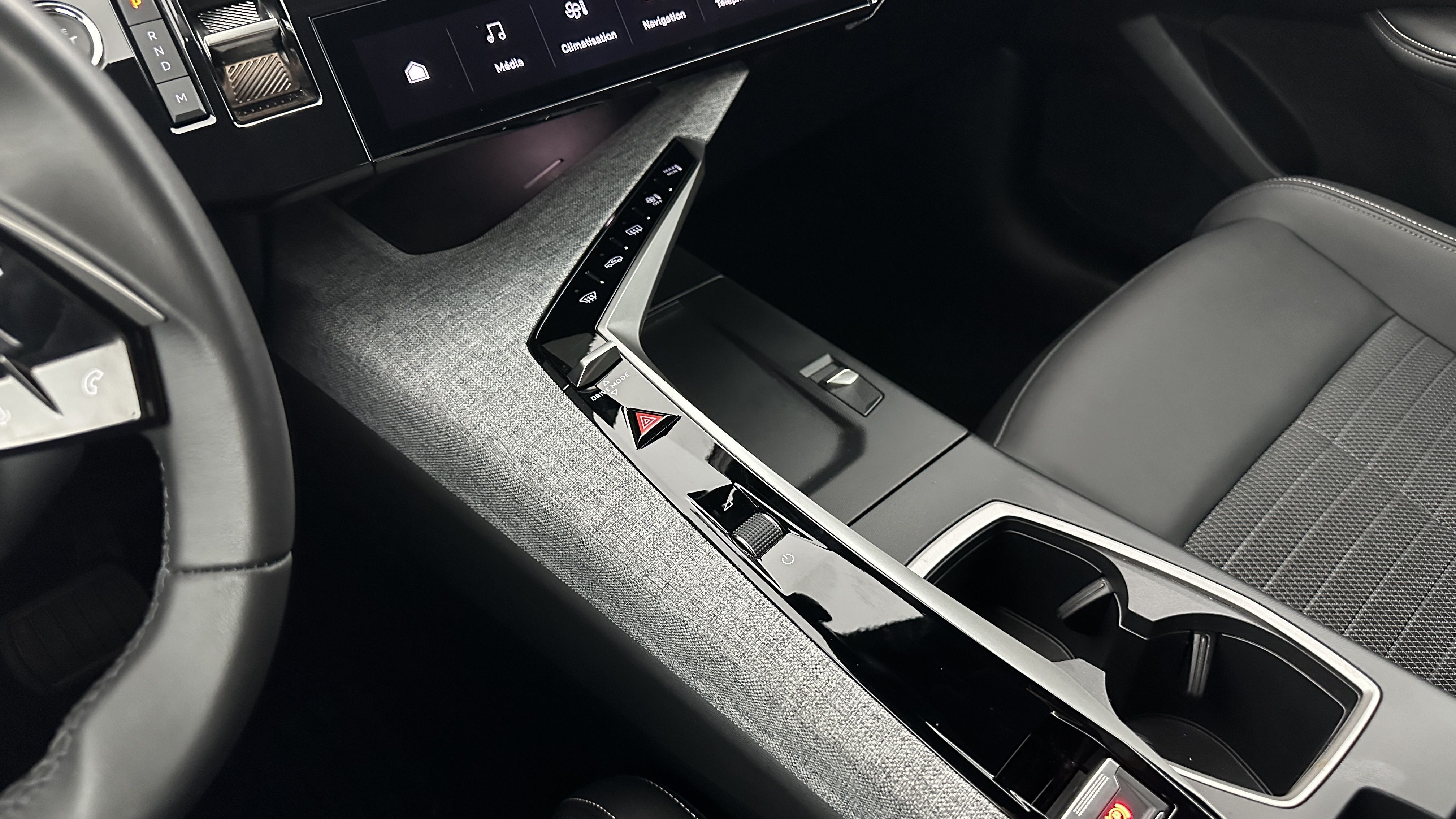 GLI00002830_p53 - PEUGEOT - 3008 - 2024 - photo 16