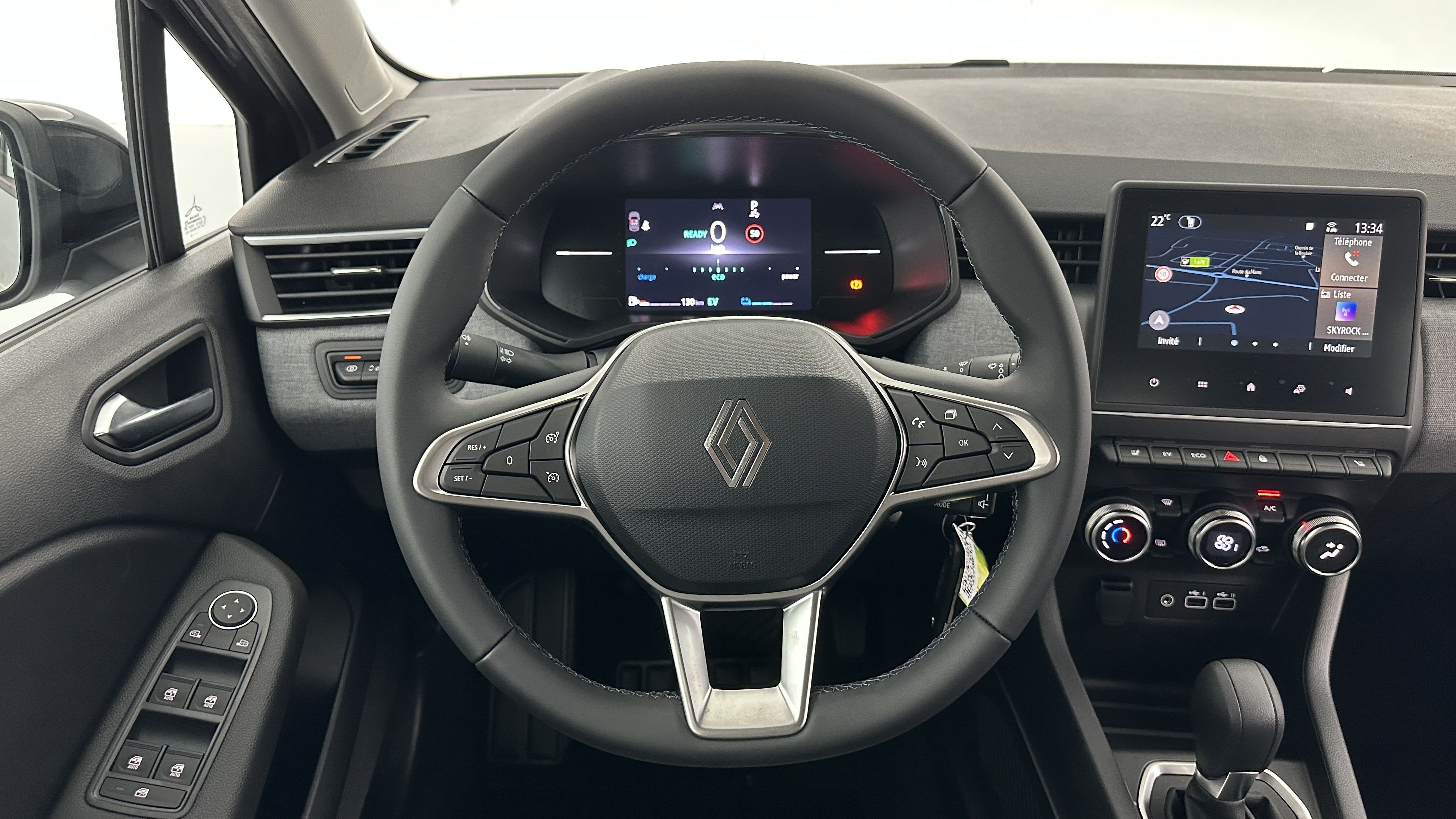GLI00002849_p53 - RENAULT - CLIO - 2025 - photo 14