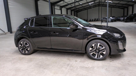 45604_p28 - PEUGEOT - 208 - 2025