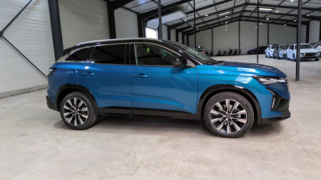 45935_p28 - RENAULT - AUSTRAL NOUVEAU - 2025