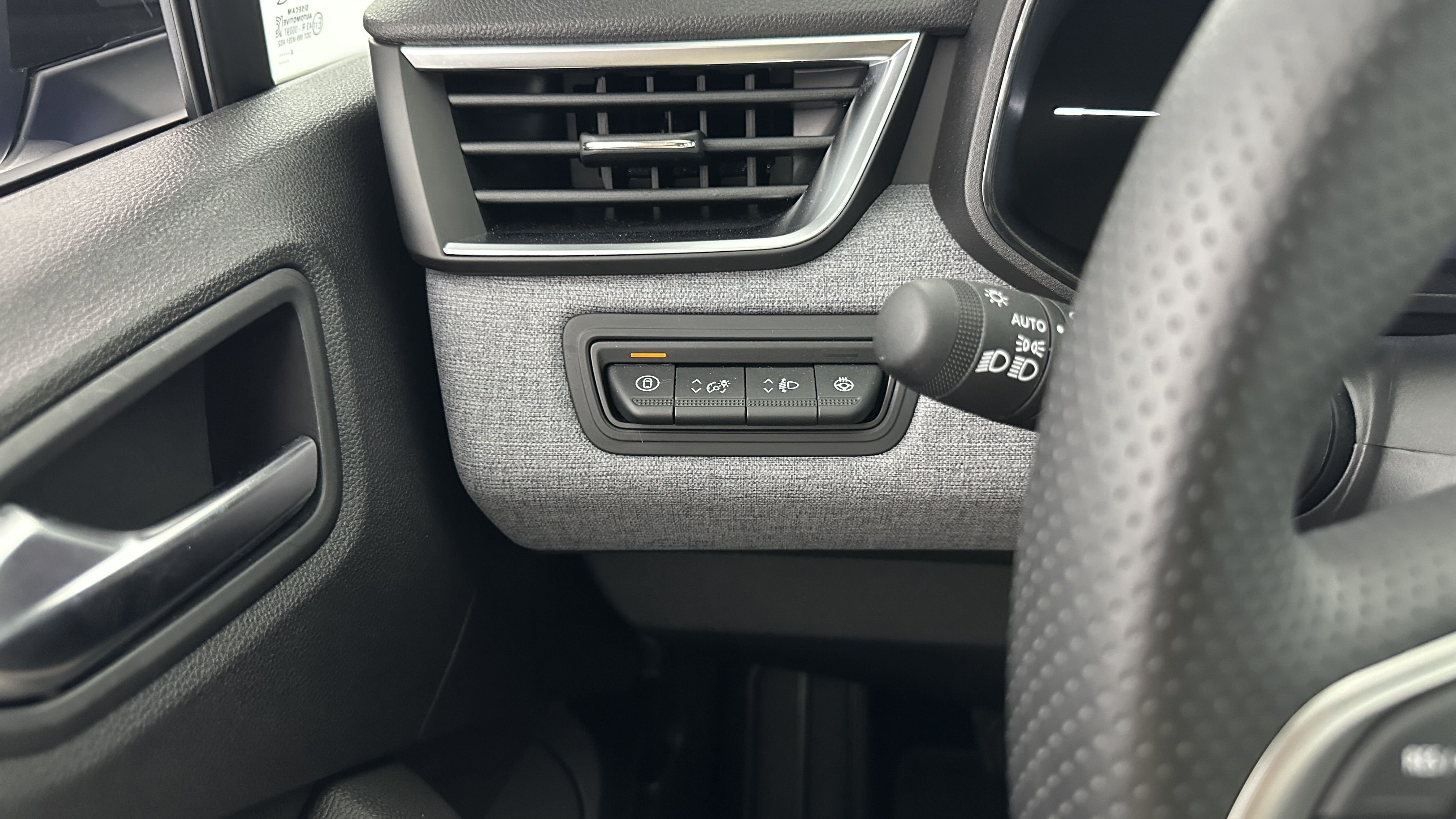 GLI00002527_p53 - RENAULT - CLIO - 2024 - photo 20