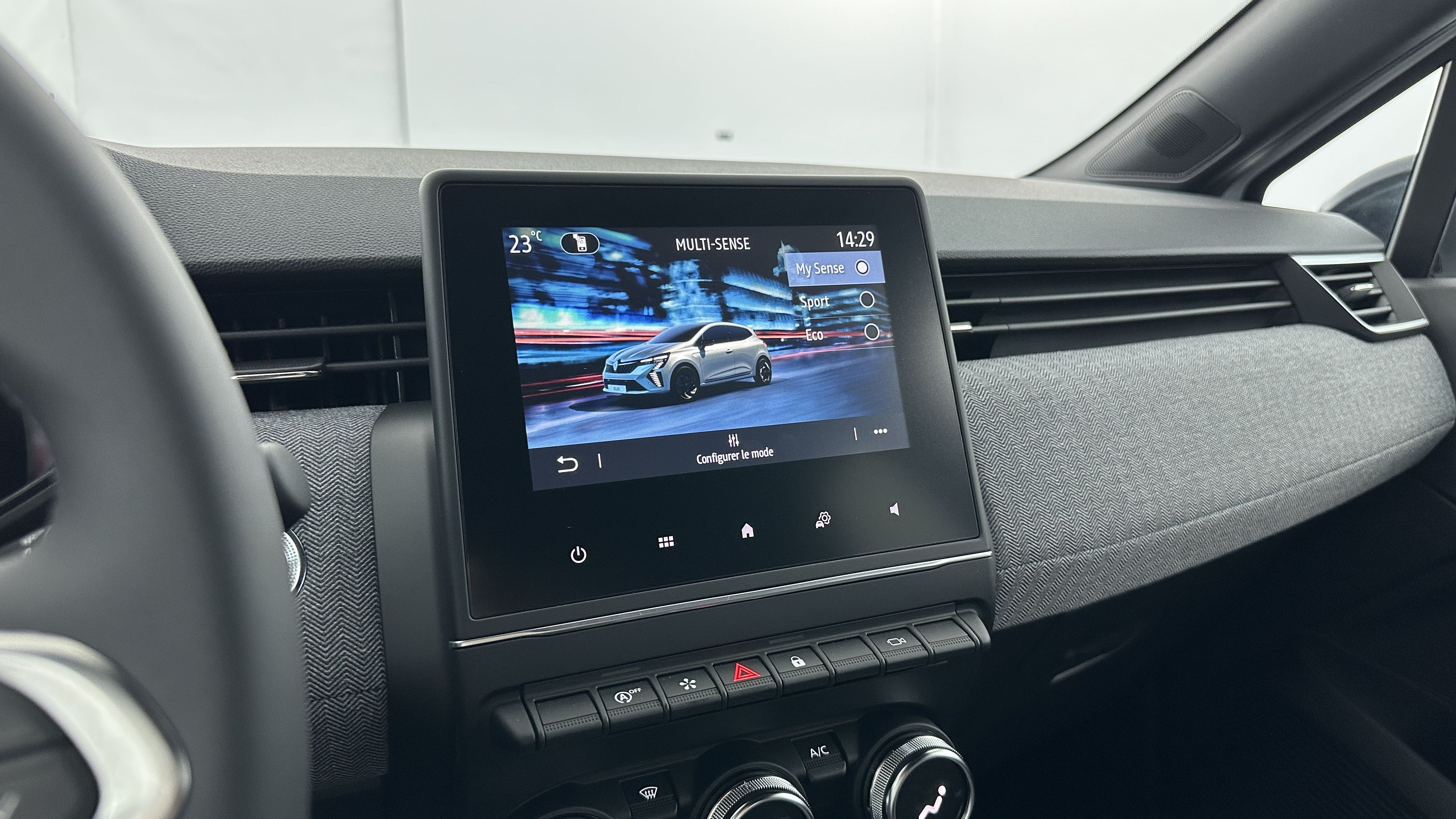 GLI00002863_p53 - RENAULT - CLIO - 2025 - photo 20