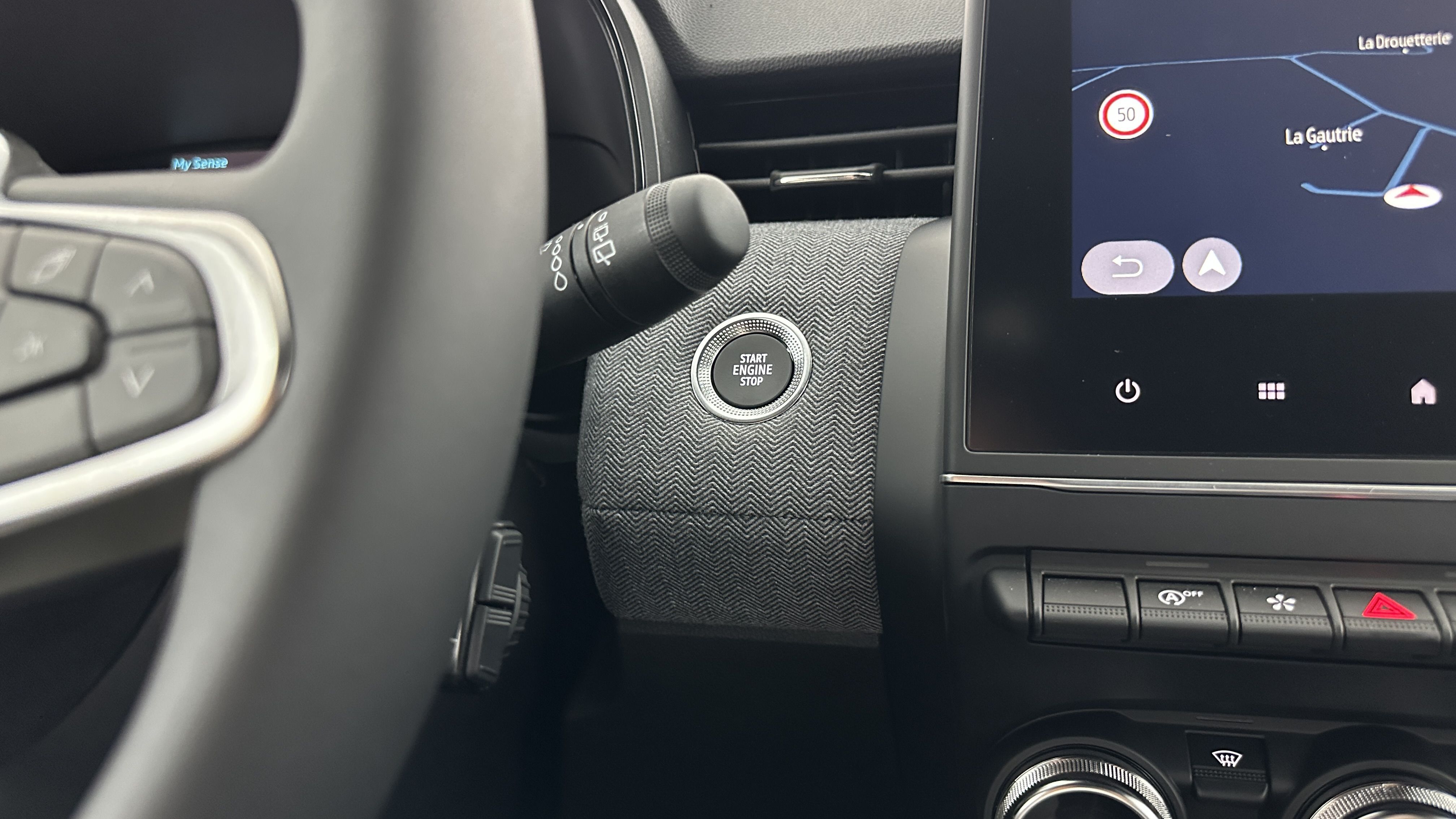 GLI00002863_p53 - RENAULT - CLIO - 2025 - photo 22