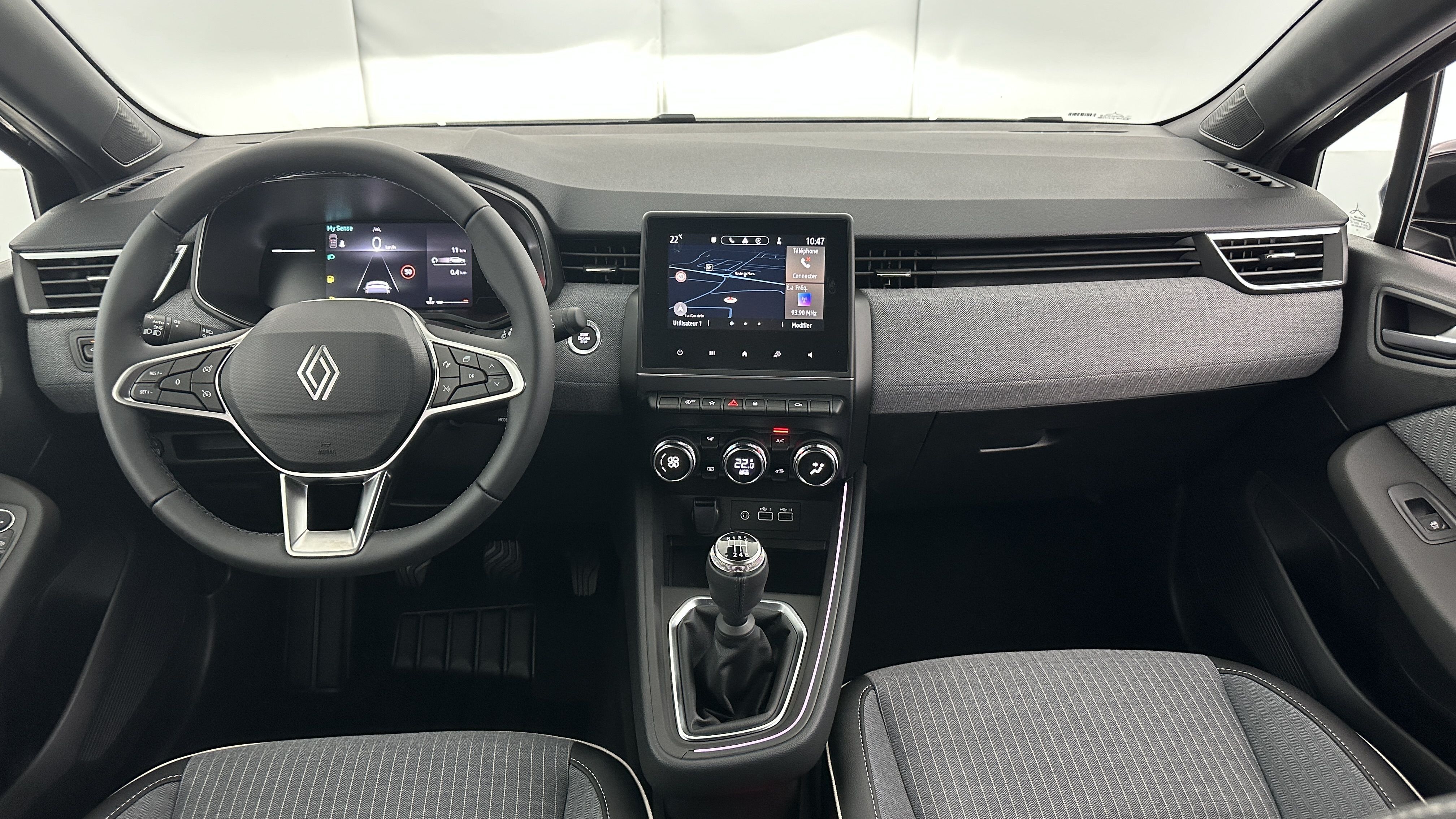 GLI00002859_p53 - RENAULT - CLIO - 2025 - photo 7