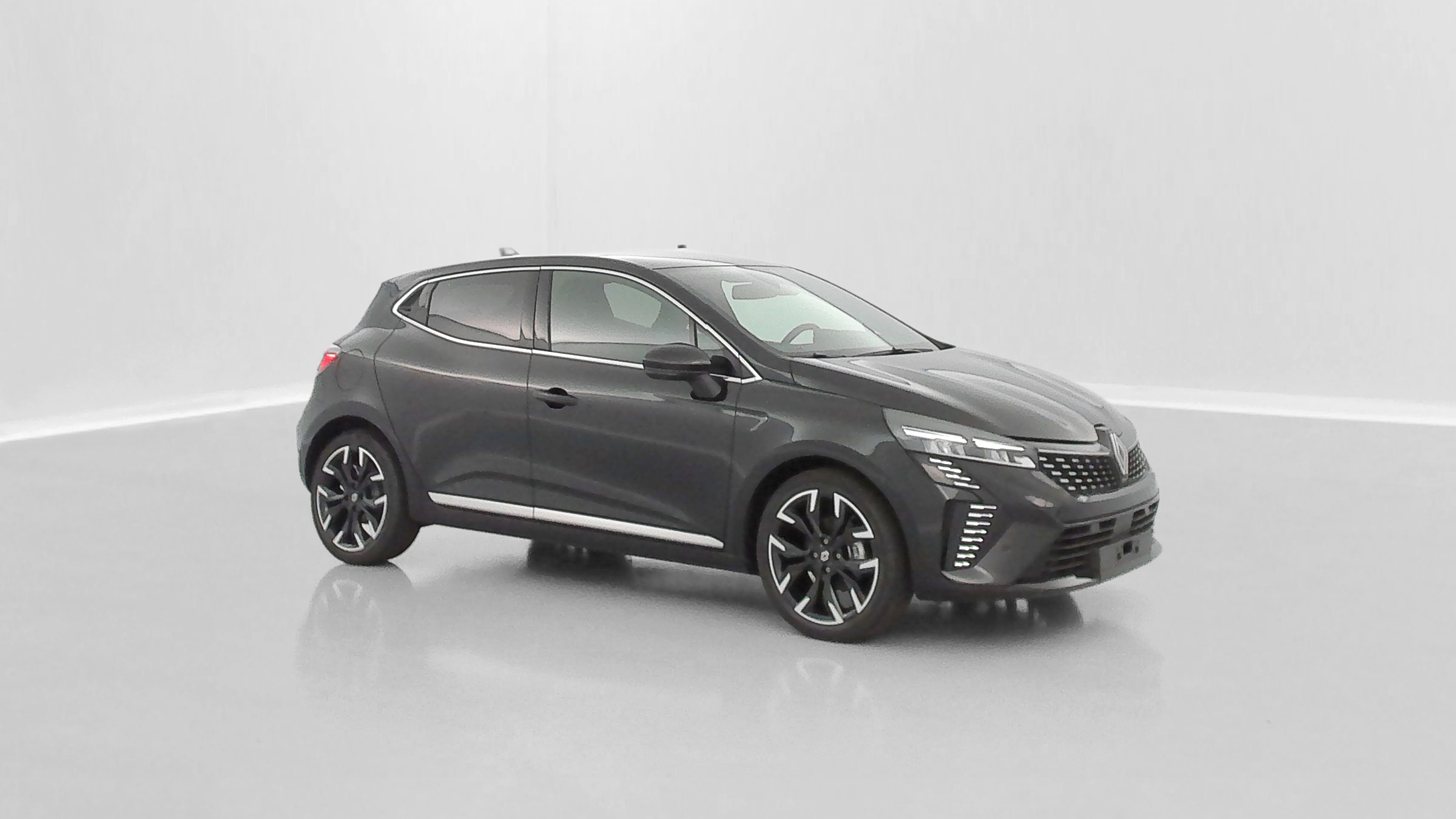 GLI00002859_p53 - RENAULT - CLIO - 2025 - photo 32