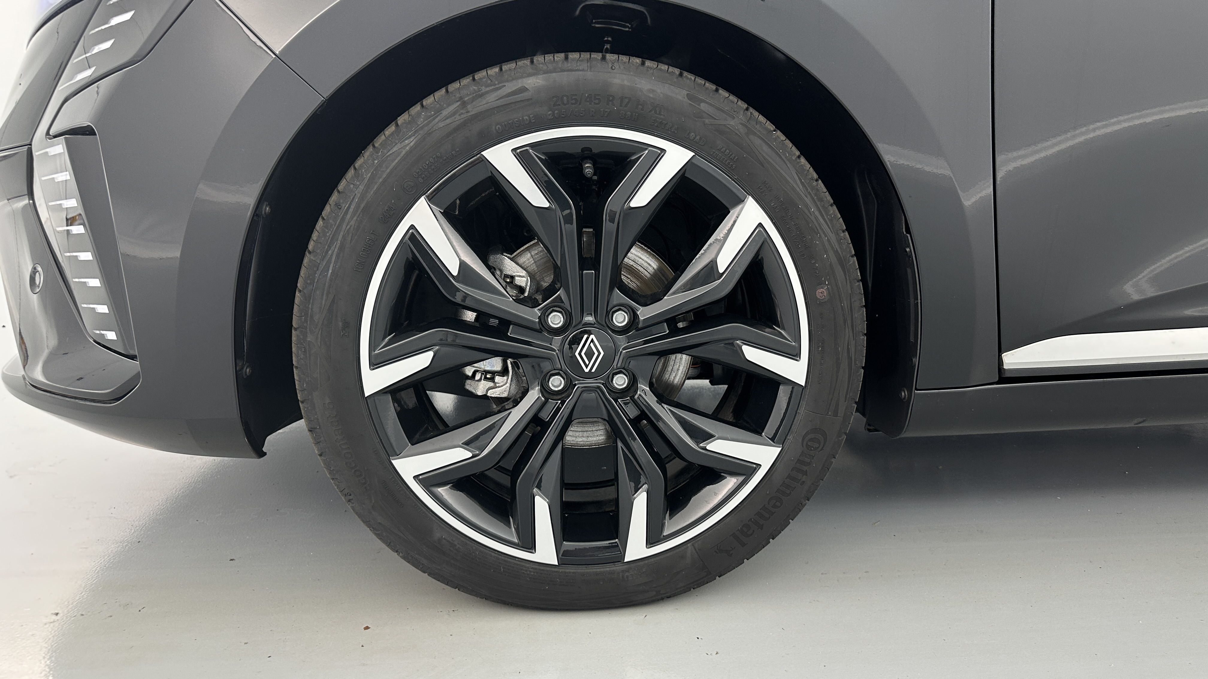 GLI00002864_p53 - RENAULT - CLIO - 2025 - photo 12