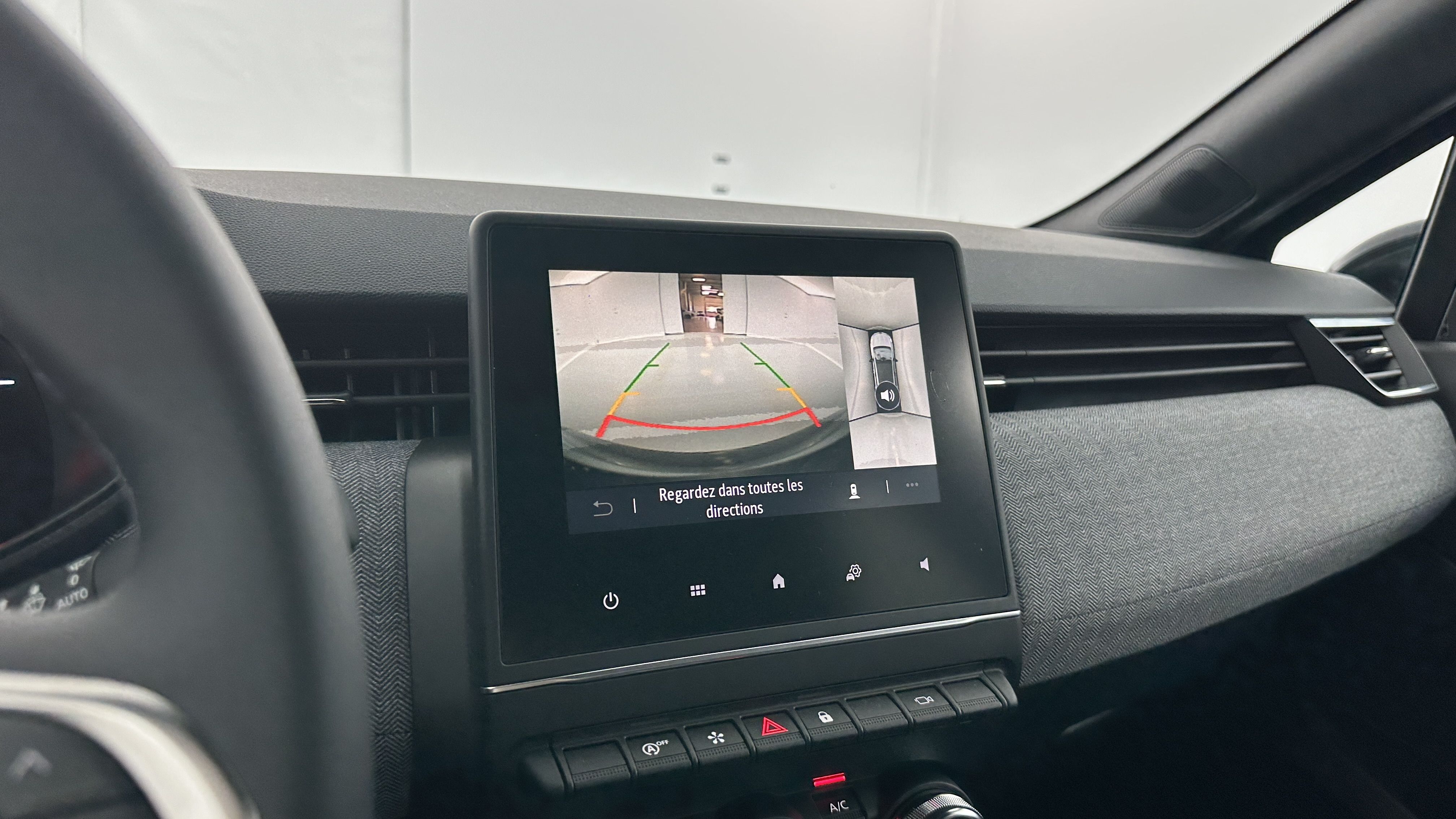 GLI00002864_p53 - RENAULT - CLIO - 2025 - photo 20