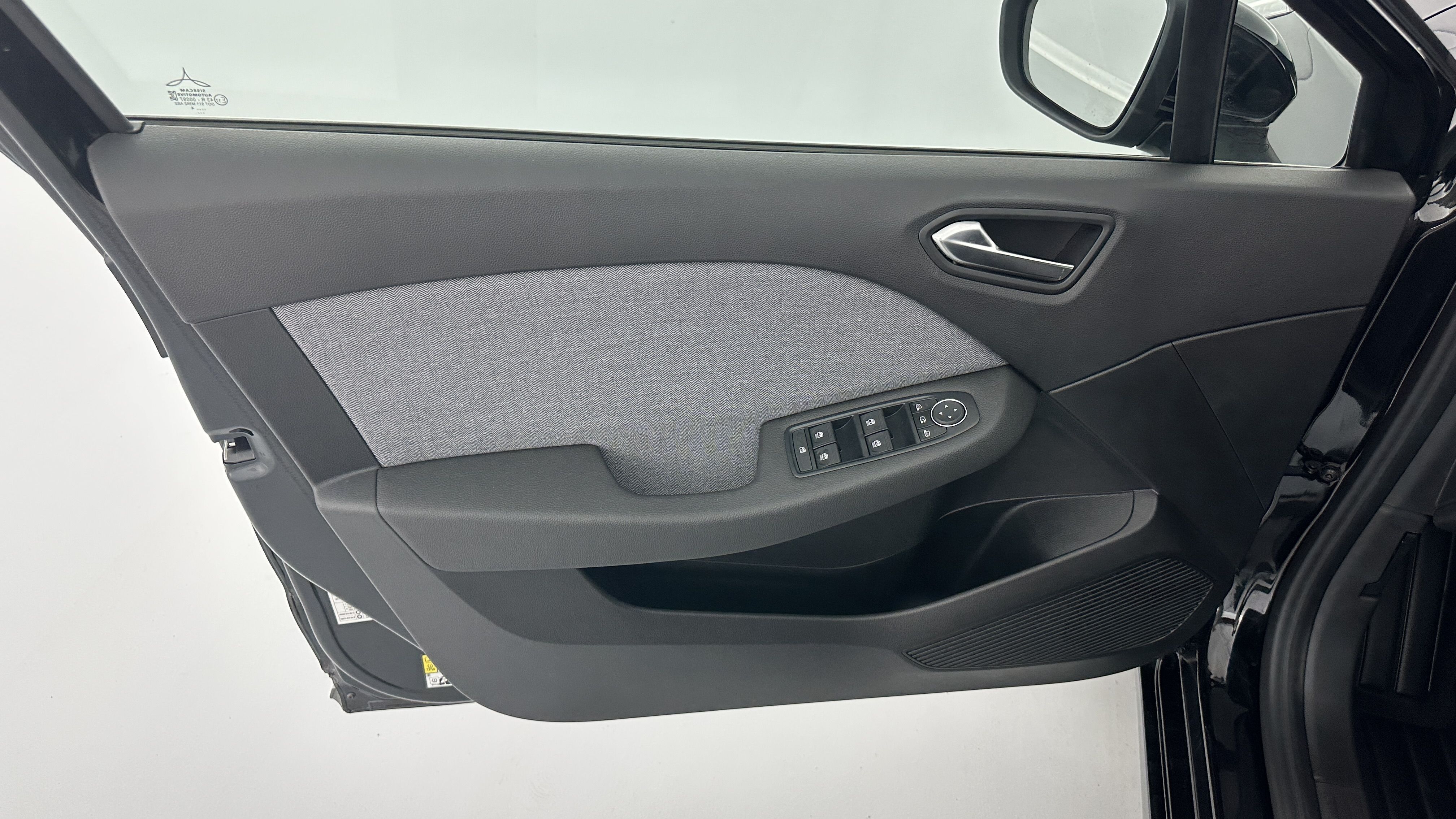 GLI00002862_p53 - RENAULT - CLIO - 2025 - photo 13