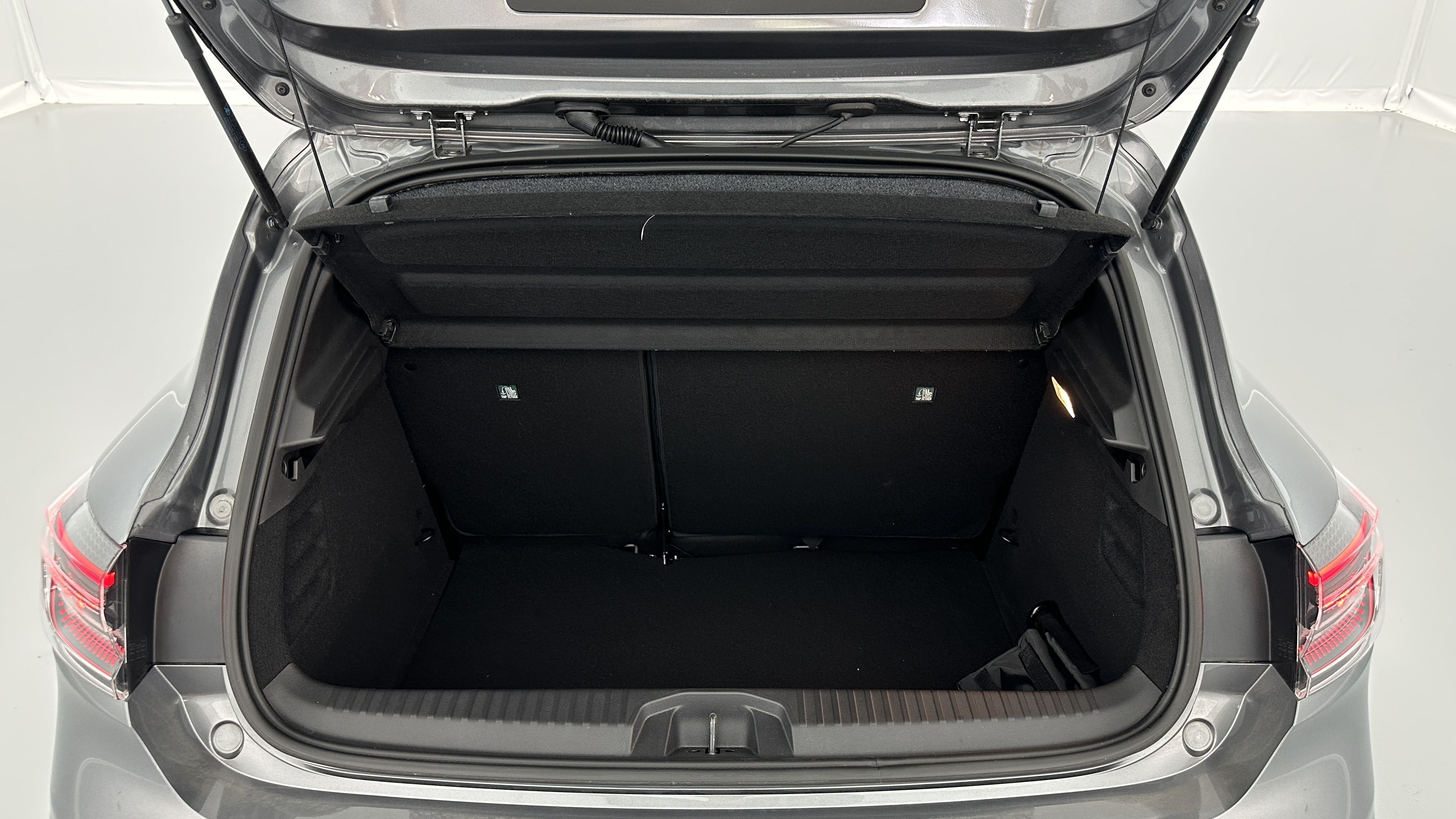 GLI00002858_p53 - RENAULT - CLIO - 2025 - photo 10