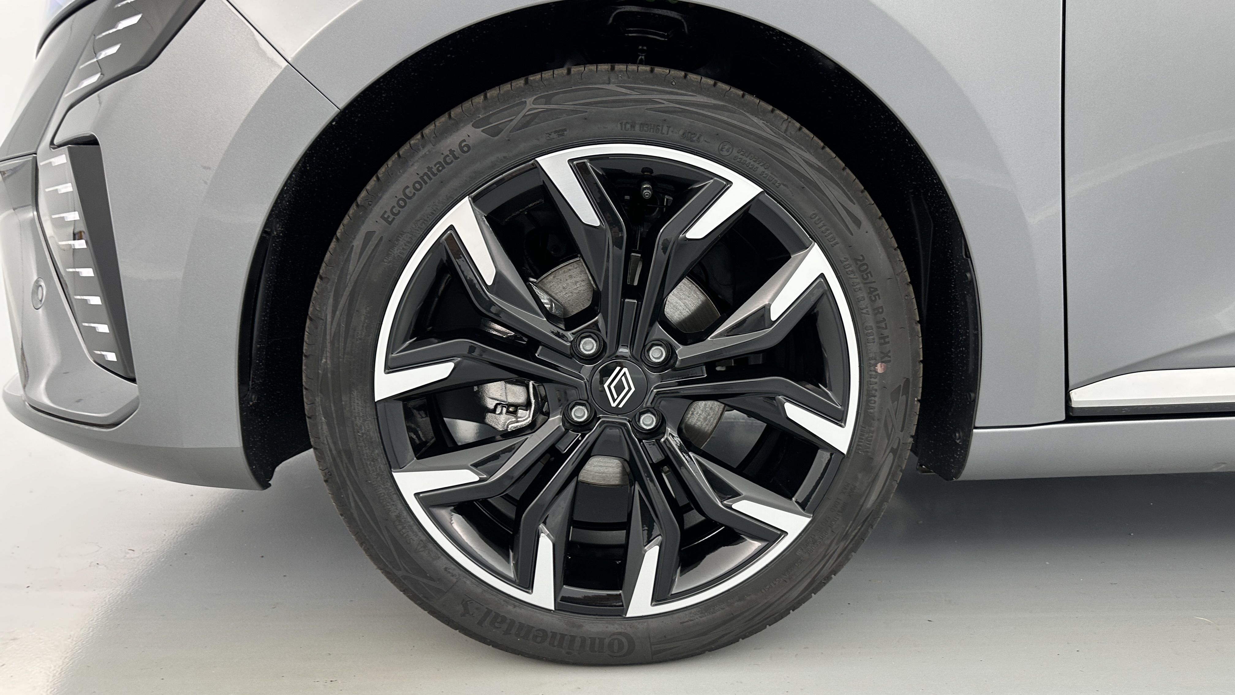 GLI00002858_p53 - RENAULT - CLIO - 2025 - photo 12