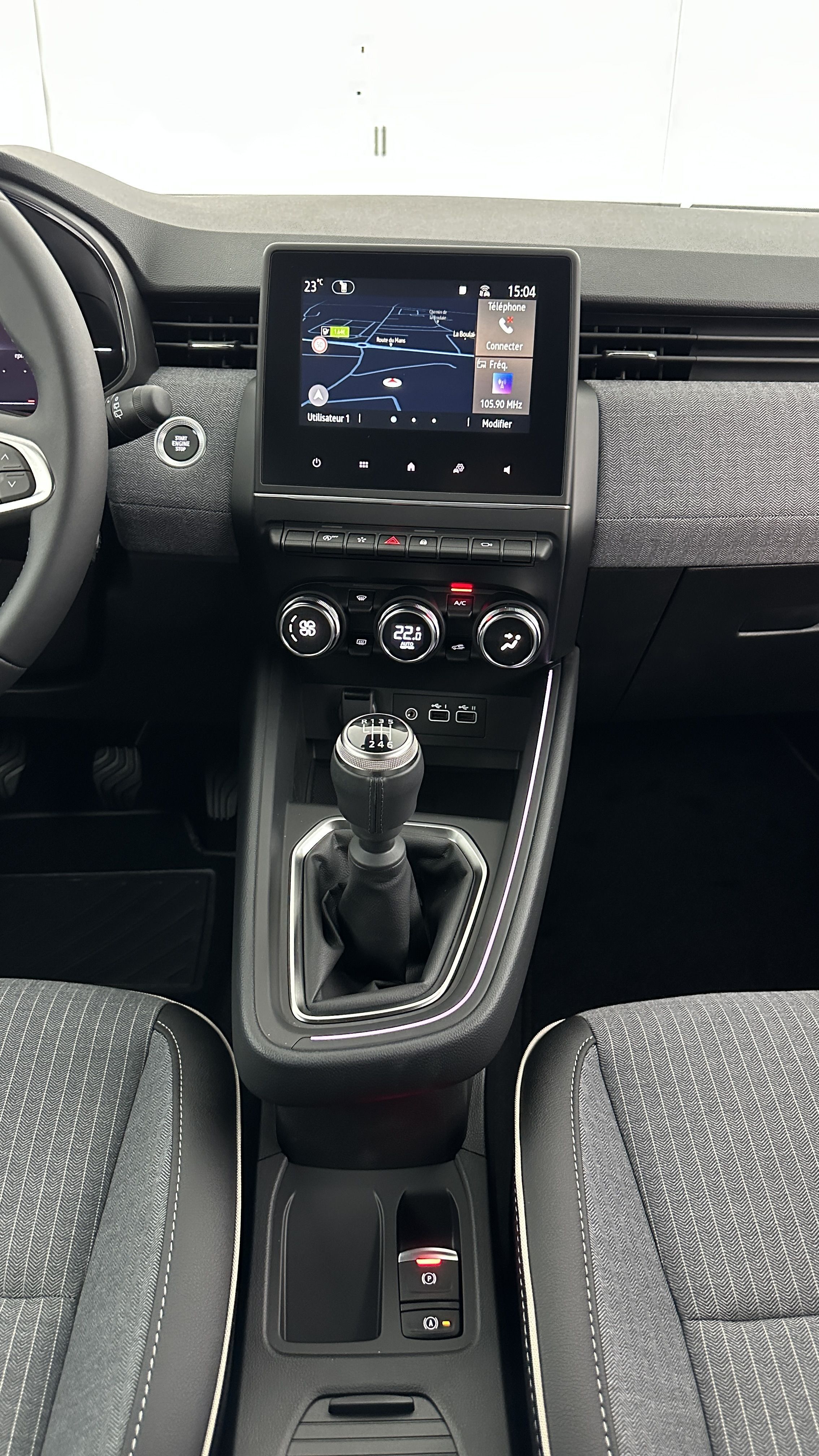 GLI00002858_p53 - RENAULT - CLIO - 2025 - photo 16