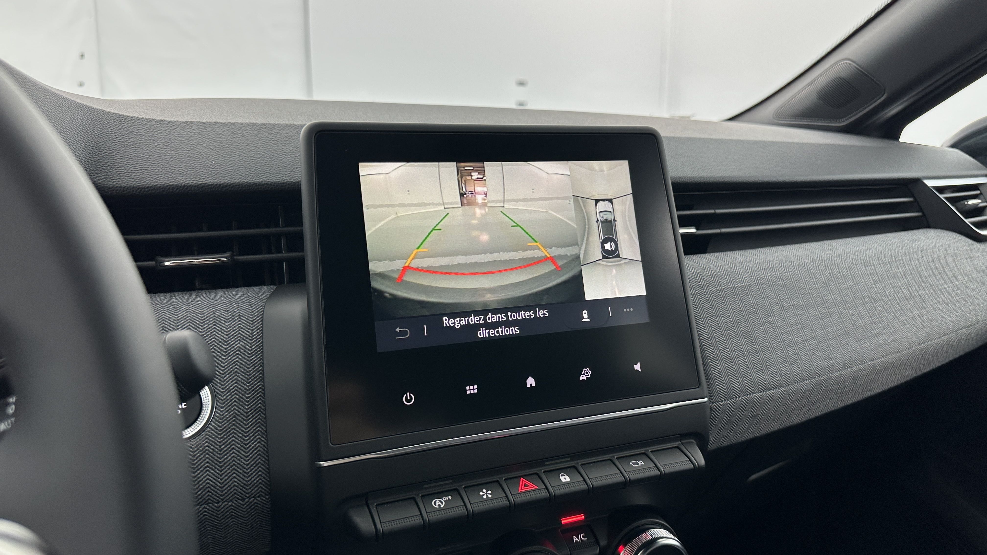 GLI00002858_p53 - RENAULT - CLIO - 2025 - photo 19