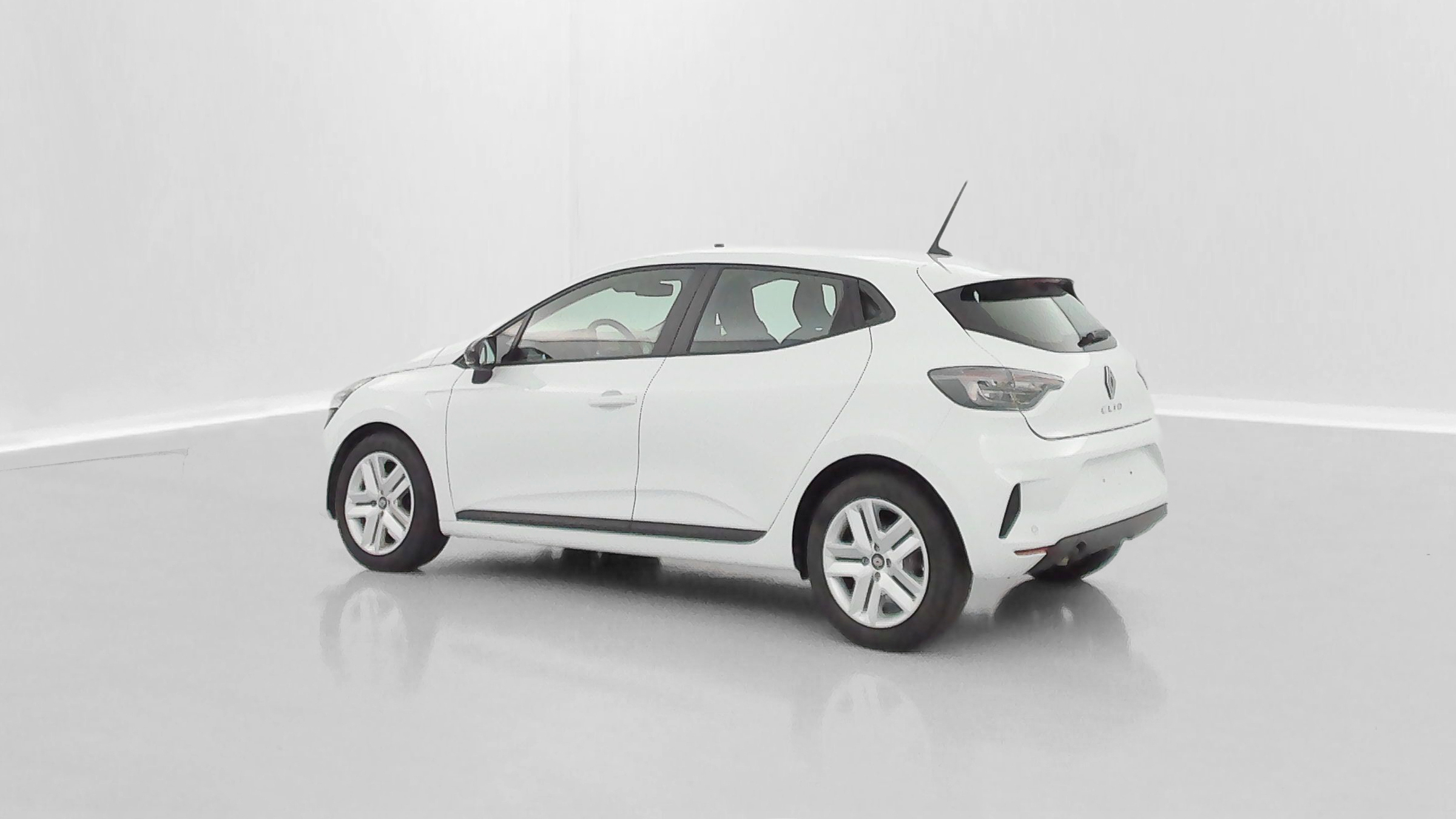 GLI00002517_p53 - RENAULT - CLIO - 2024 - photo 25