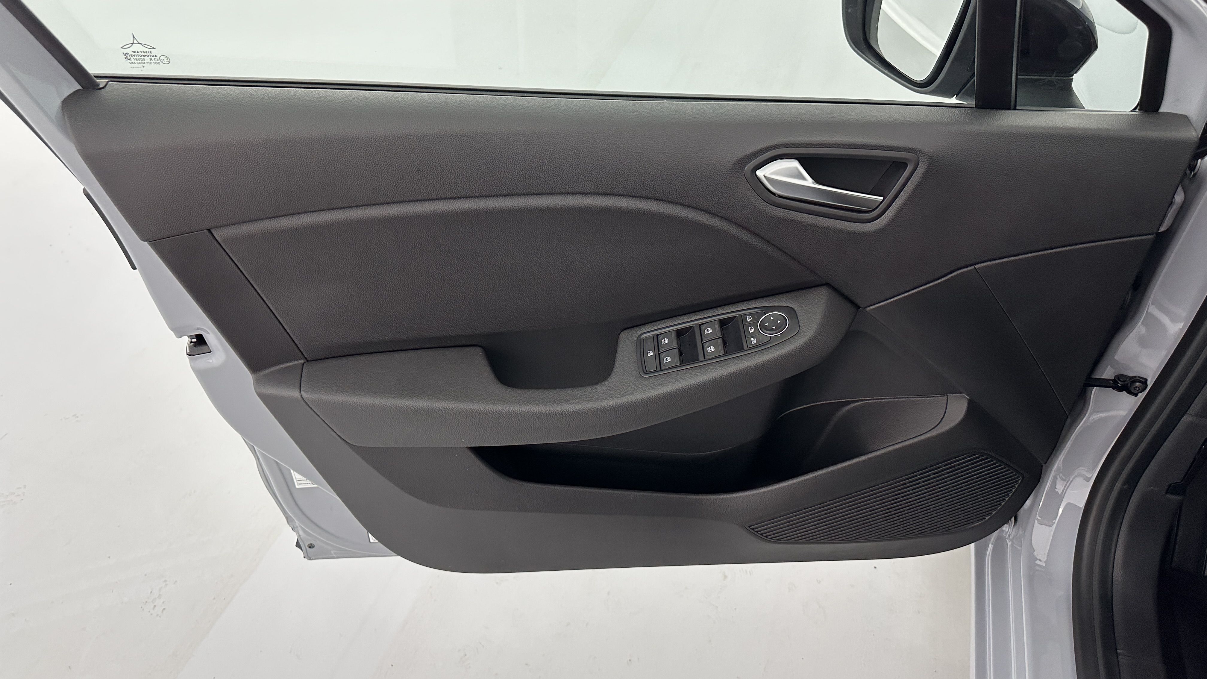 GLI00002523_p53 - RENAULT - CLIO - 2024 - photo 13