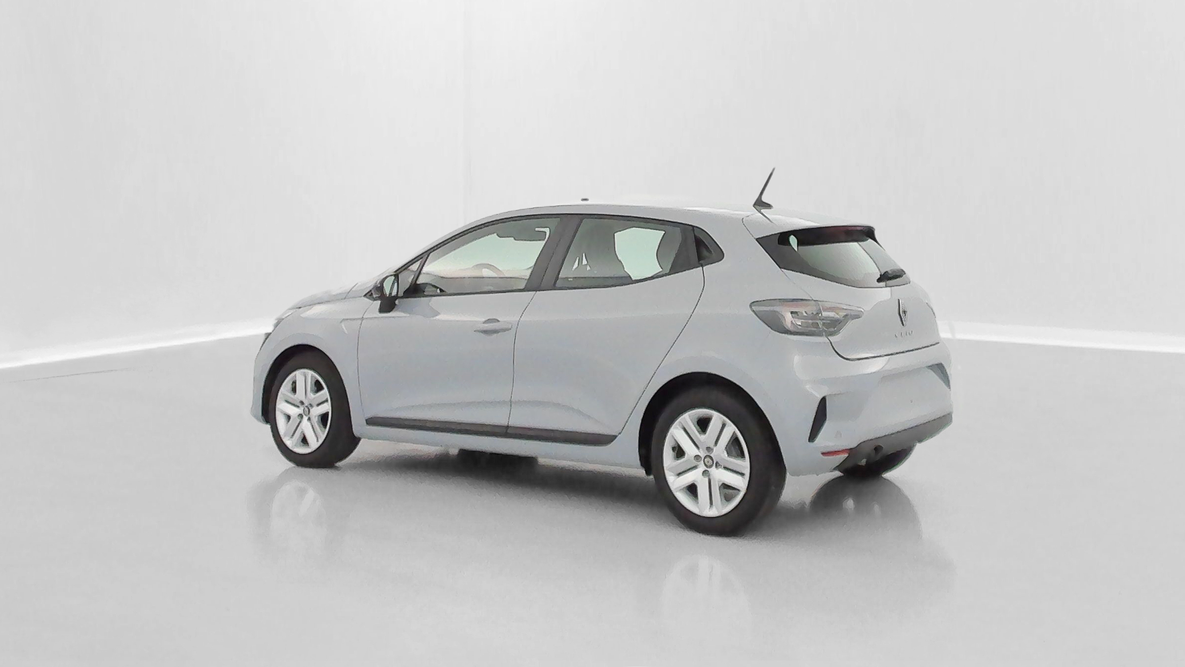 GLI00002523_p53 - RENAULT - CLIO - 2024 - photo 28