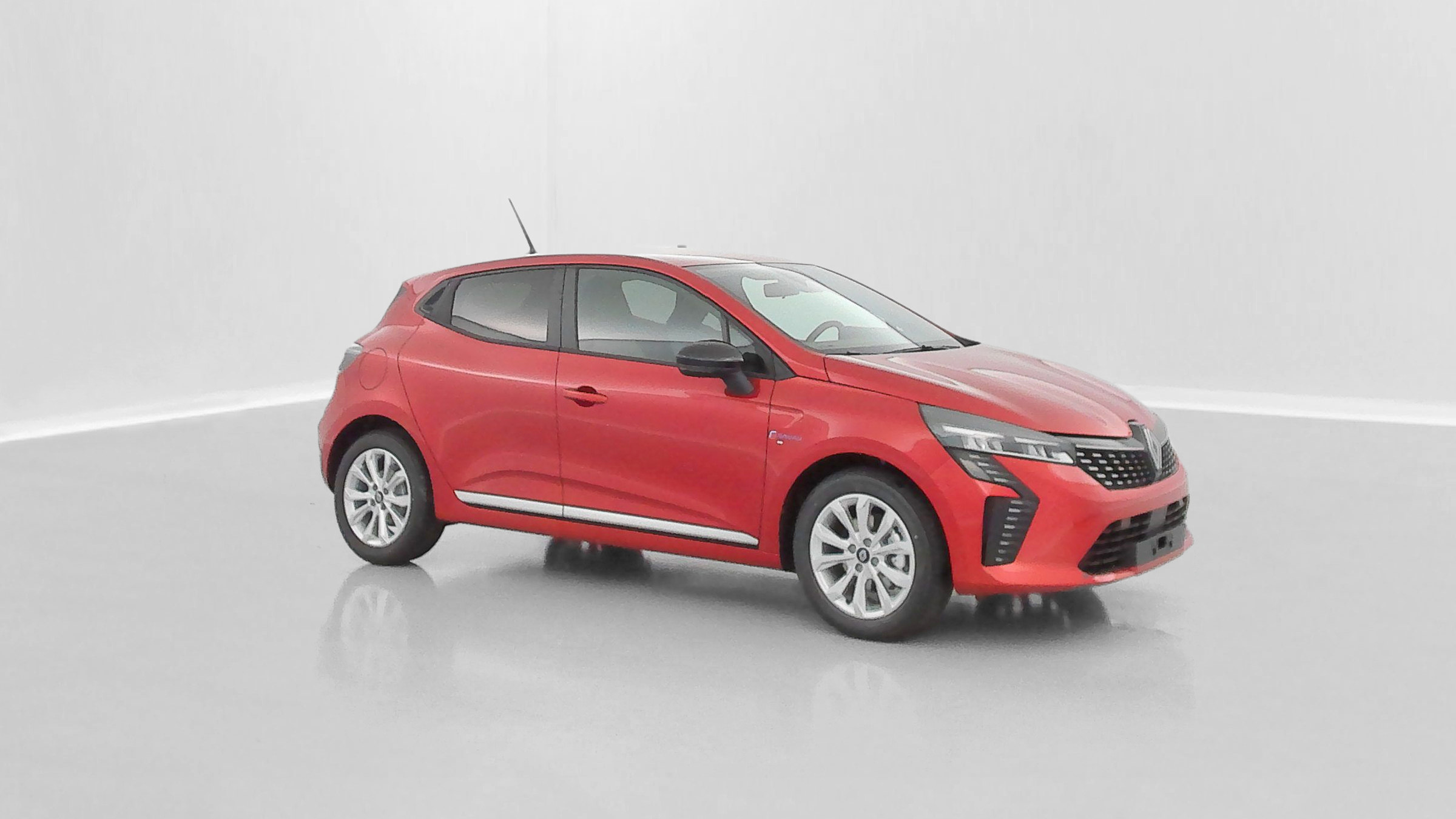 GLI00000574_p53 - RENAULT - CLIO - 2024 - photo 25