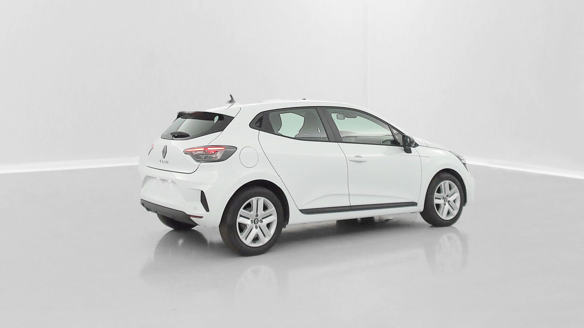 GLI00002524_p53 - RENAULT - CLIO - 2024 - photo 26