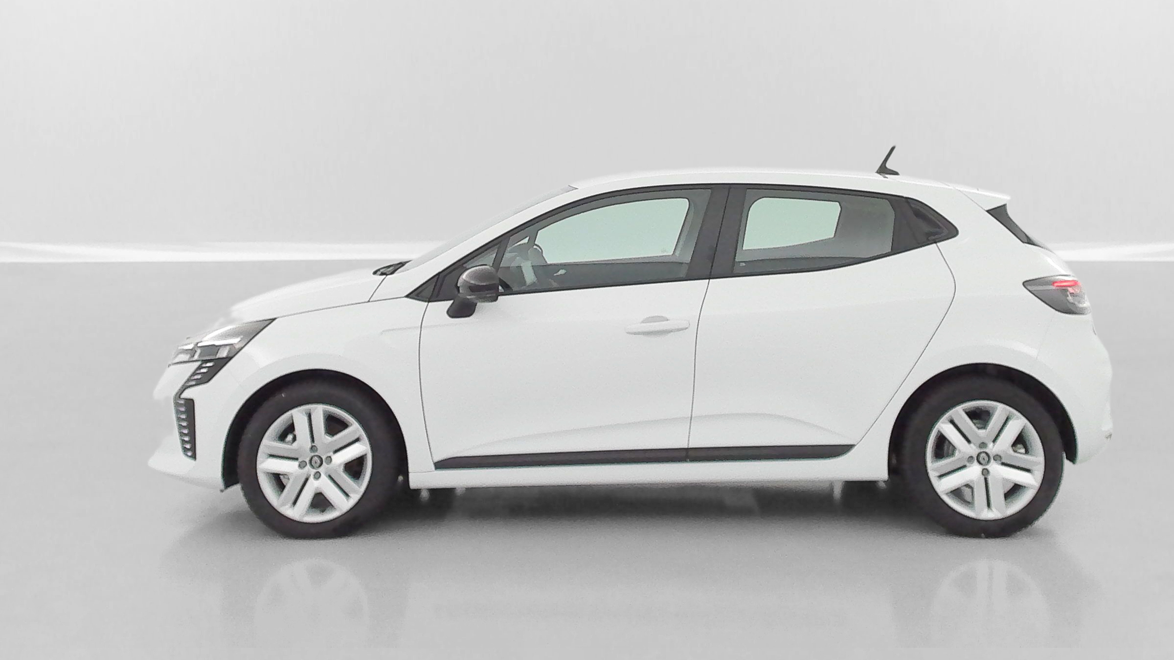 GLI00002840_p53 - RENAULT - CLIO - 2025 - photo 4